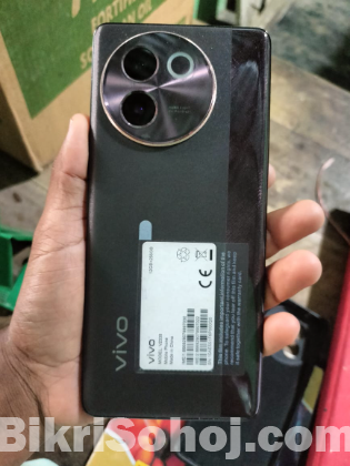 Vivo-V30e